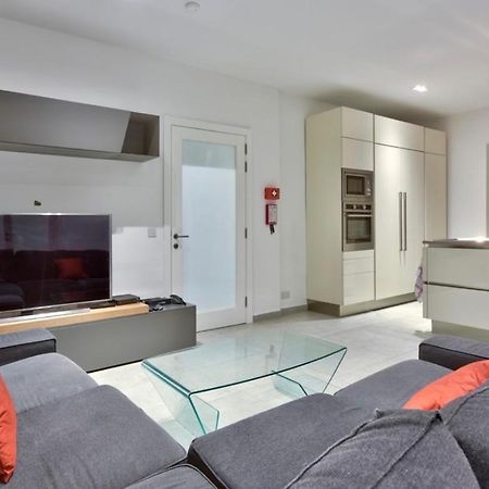 Modern 3 Bed & 2 Bth Apt Sliema Esterno foto