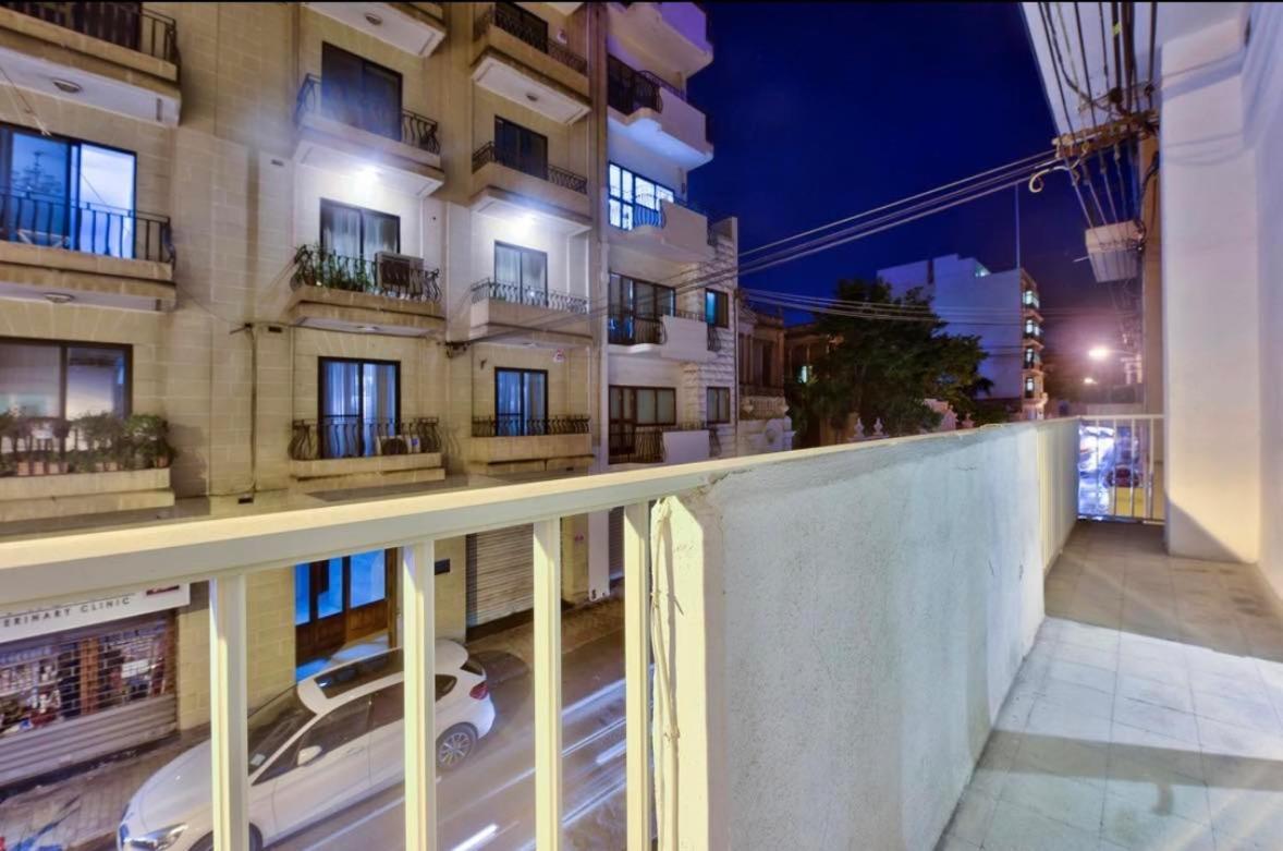 Modern 3 Bed & 2 Bth Apt Sliema Esterno foto