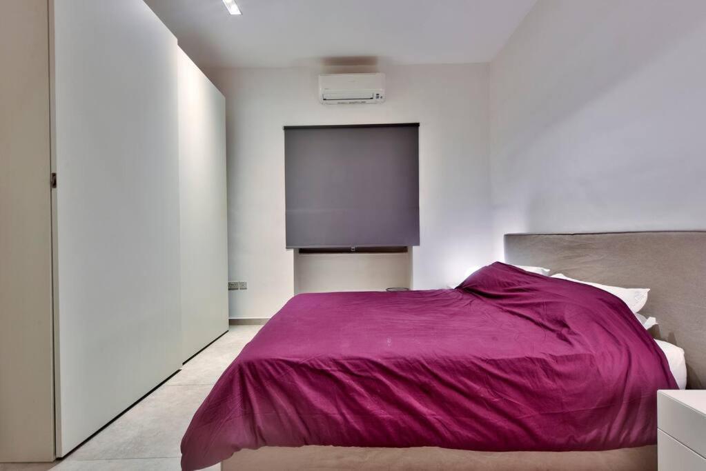 Modern 3 Bed & 2 Bth Apt Sliema Esterno foto